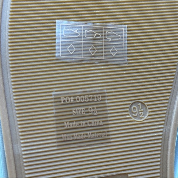 Journee Addilynn Slides Green Size 9.5 - Picture 5 of 6